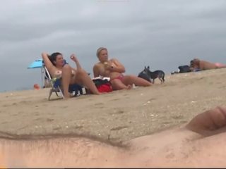 plage, gros seins, à l'extérieur