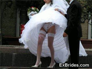 Skutečný brides show jejich kundičky!