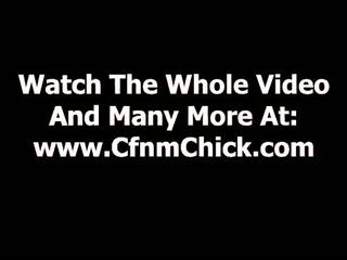 Збуджена одягнена жінка голий чоловік cheerleaders отримати гаряча відео