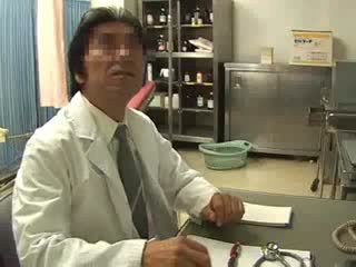 Japanska tonårs körd vid gynecology video-