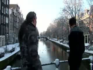 Having ل القليل دردشة مع ال عاهرة في amsterdam