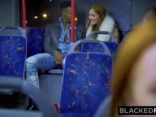 Blackedraw two beauties jāšanās gigants bbc par autobuss!
