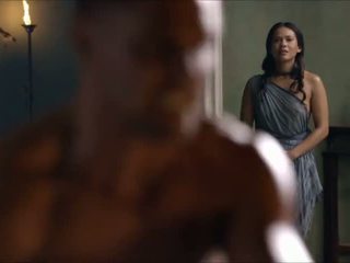 Seks sahneler dıldo kaza spartacus sezon 1