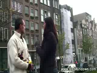 Dengan dia membimbing terangsang turis visits sebuah pelacur di amsterdam